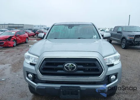 2021 Toyota Tacoma Sr5 z USA, uszkodzony, nr VIN 5TFAX5GN3MX189710